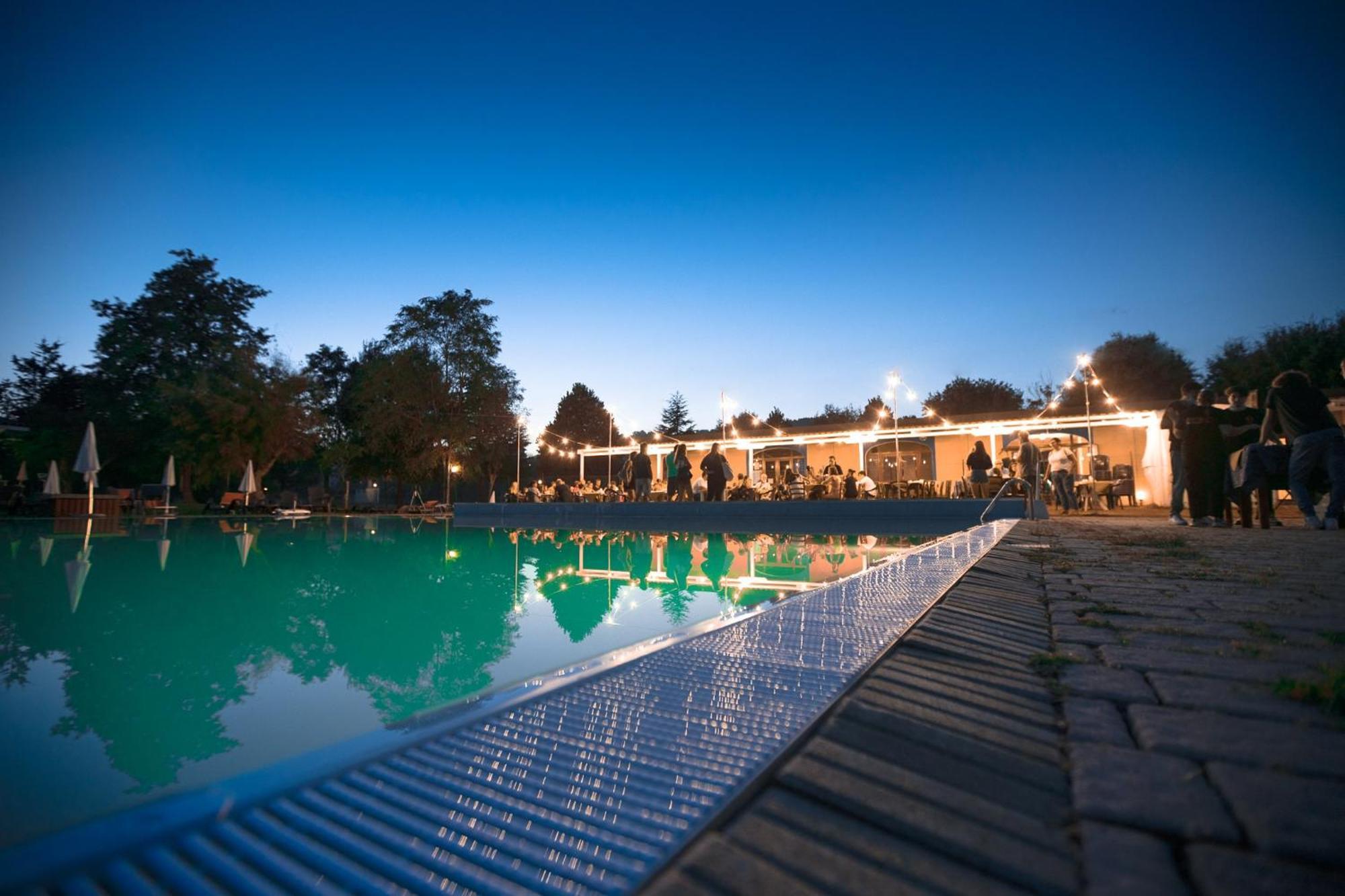 Centro Vacanze - Garden River Altidona Exterior foto