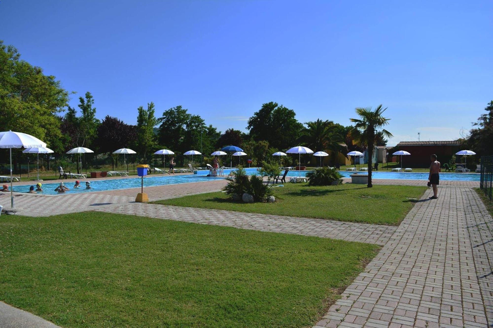 Centro Vacanze - Garden River Altidona Exterior foto